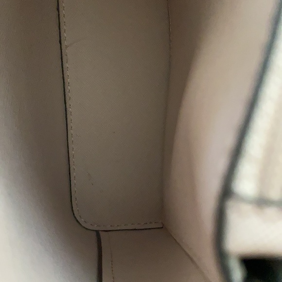 EUC Michael Kors Handbag - Picture 7 of 8